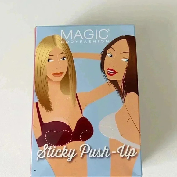 NWT Nordstrom Sticky Push Up lifts  B/C cup - Picture 1 of 4